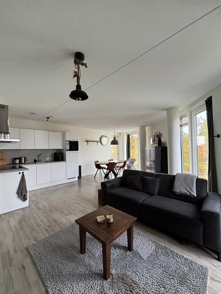 Appartement - Kapelstraat/Emmen (€1385.00/70.00m2)