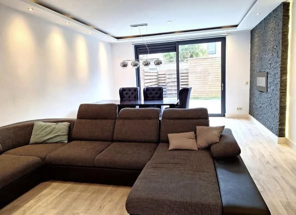 Kamer - Jan Oudegeeststraat/Amsterdam (€1100.00/140.00m2)