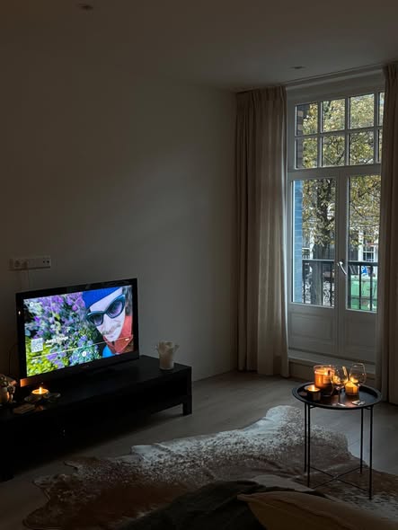 Kamer - Overtoom/Amsterdam (€1550.00/80.00m2)