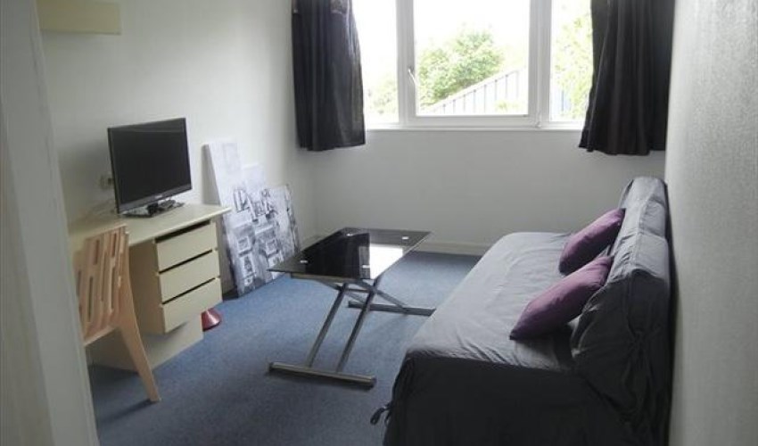 Kamer - Bert Haanstrakade/Amsterdam (€860.00/17.00m2)