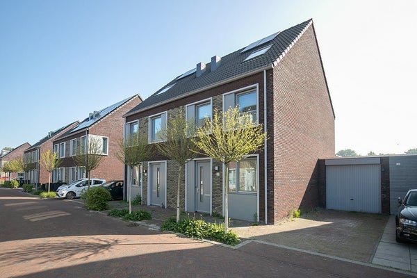 Huurwoning - Vredehagen/Rotterdam (€2495.00/110.00m2)