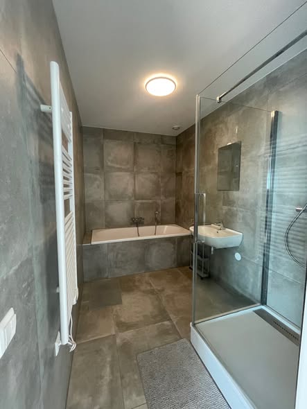 Appartement - Onbekend/Zaandam (€2200.00/90.00m2)