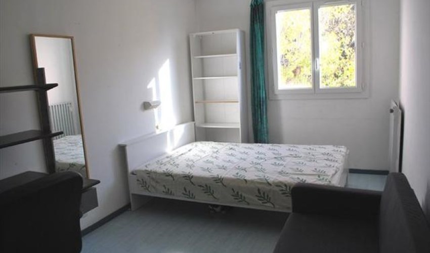 Kamer - Korvelplein/Tilburg (€500.00/18.00m2)