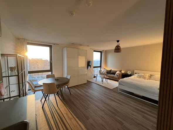 Studio - Onbekend/Amsterdam (€1100.00/40.00m2)