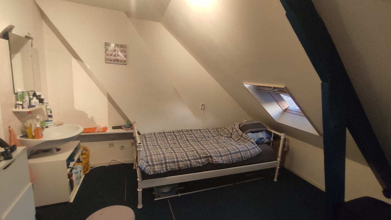 Kamer - Hoefstraat/Tilburg (€570.00/18.00m2)