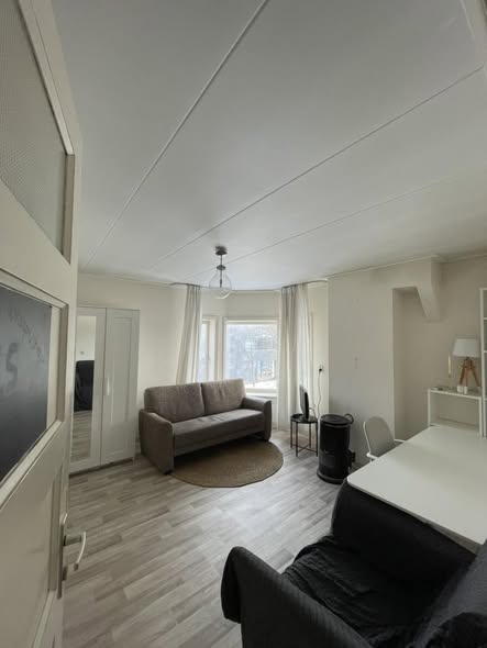 Kamer - Korrewegwijk/Groningen (€525.00/25.00m2)