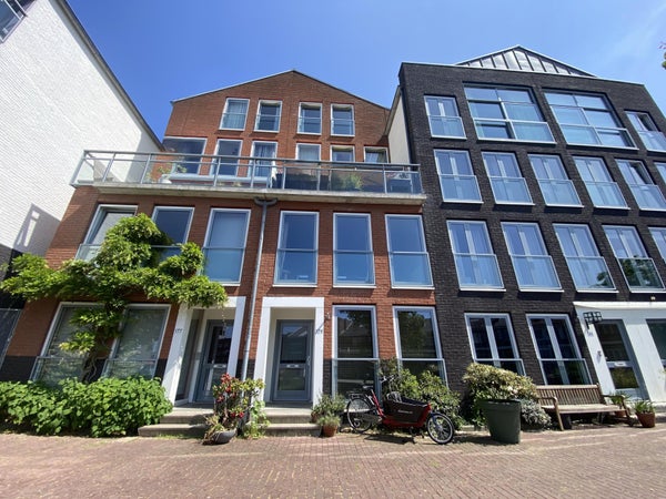 Huurwoning - Schuttevaerkade/Dordrecht (€2950.00/137.00m2)
