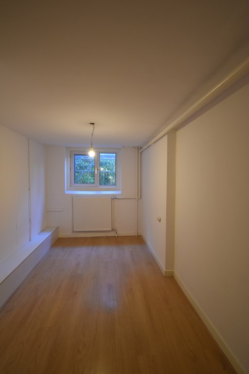 Kamer - Statenweg/Rotterdam (€856.46/11.00m2)