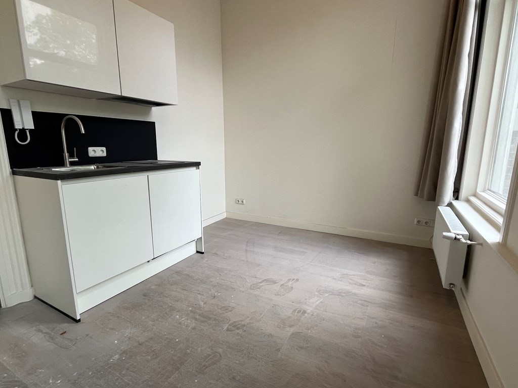 Kamer - Westersingel/Groningen (€695.00/11.00m2)