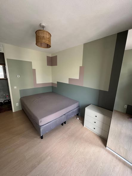 Kamer - Overhoeks/Amsterdam (€1100.00/12.00m2)