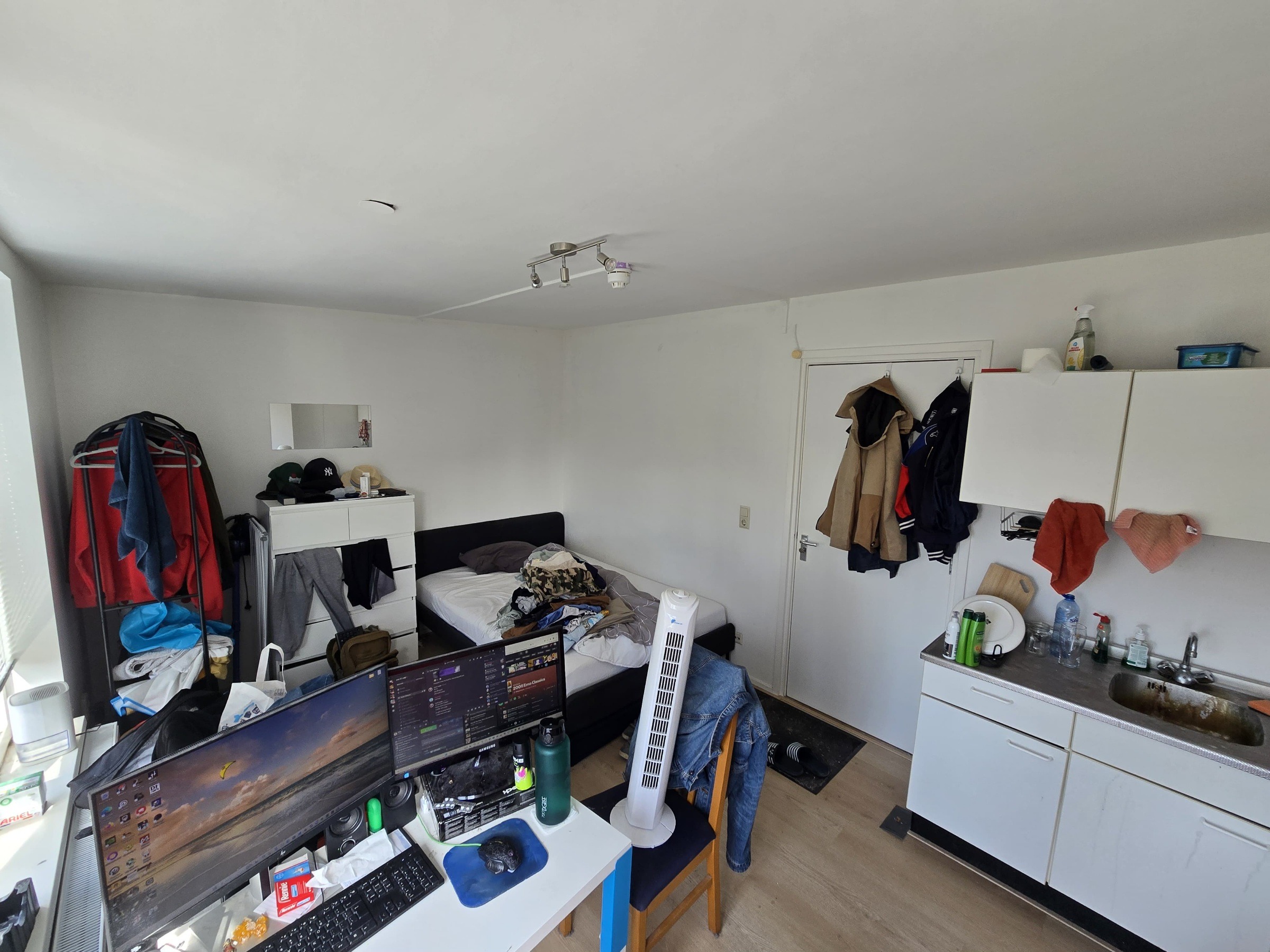 Kamer - Wilhelminastraat/Haarlem (€680.00/18.00m2)