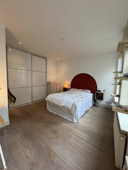 Kamer - Onbekend/Amsterdam (€1300.00/17.00m2)