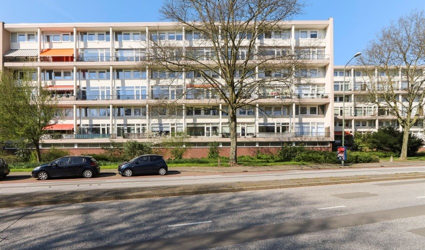 Appartement - S.M. Hugo van Gijnweg/Dordrecht (€955.00/98.00m2)