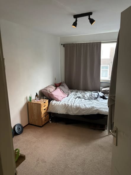 Kamer - Dapperbuurt/Amsterdam (€900.00/12.00m2)