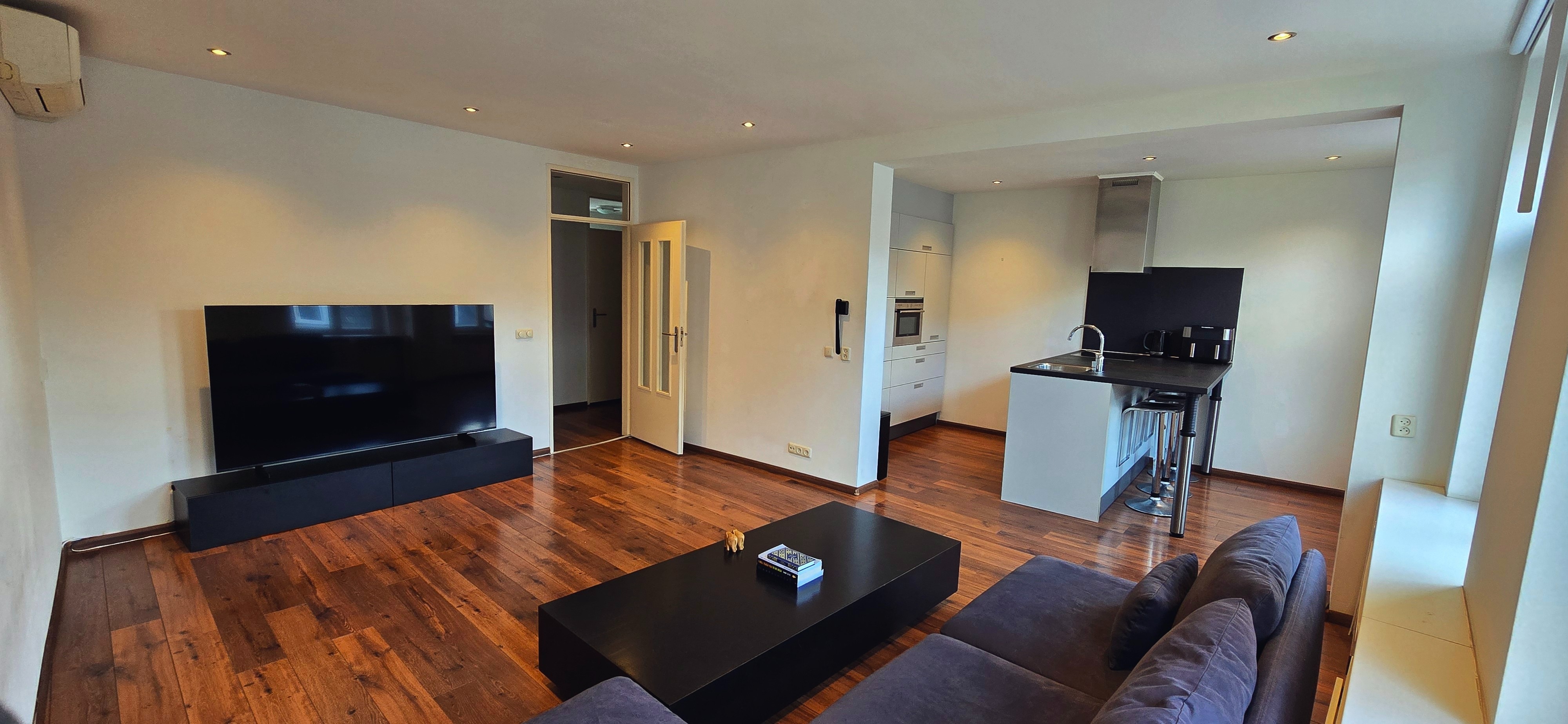 Kamer - Venlosepoort/Roermond (€800.00/115.97m2)