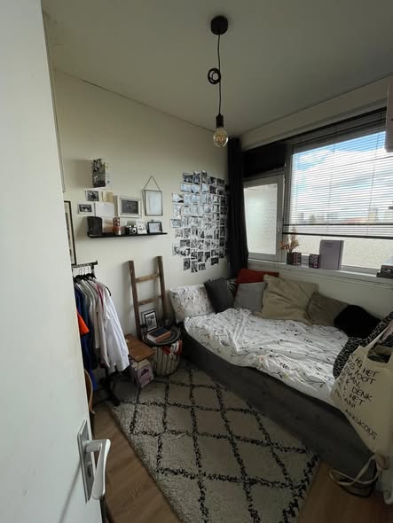 Kamer - Burgemeester de Vlugtlaan/Amsterdam (€660.00/7.00m2)