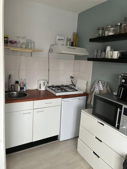 Kamer - Korrewegwijk/Groningen (€580.00/14.00m2)