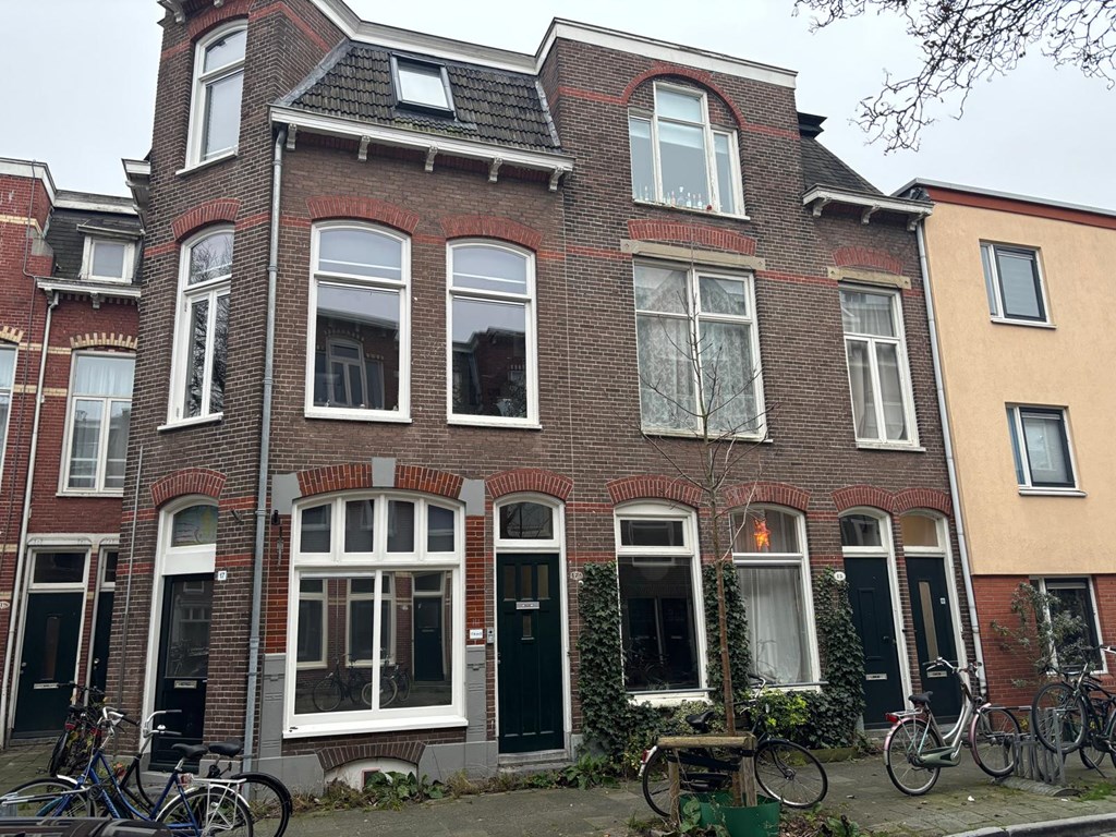 Studio - Verlengde Nieuwstraat/Groningen (€995.00/25.00m2)