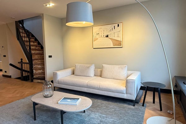 Appartement - Hooikade/Den Haag (€3300.00/109.00m2)