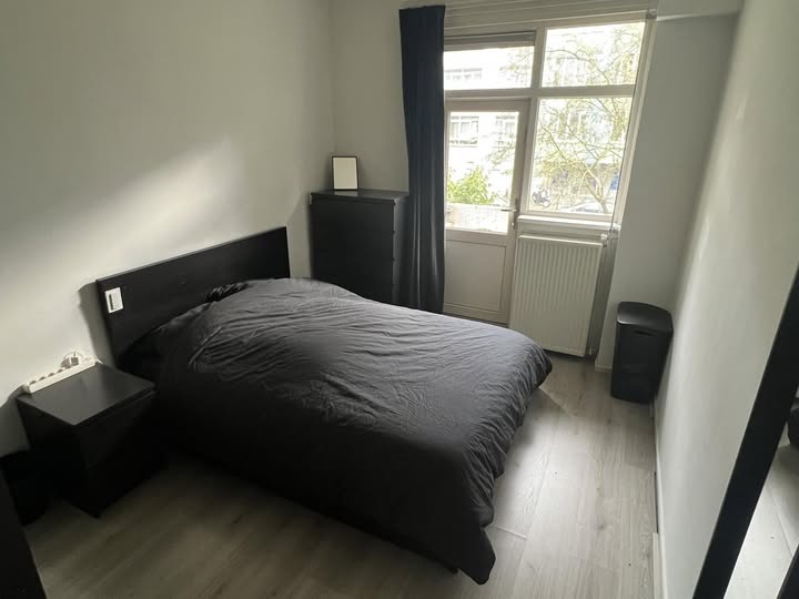 Kamer - Slotermeer/Amsterdam (€800.00/12.00m2)