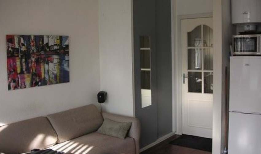 Kamer - Spuistraat/Amsterdam (€1060.00/26.00m2)