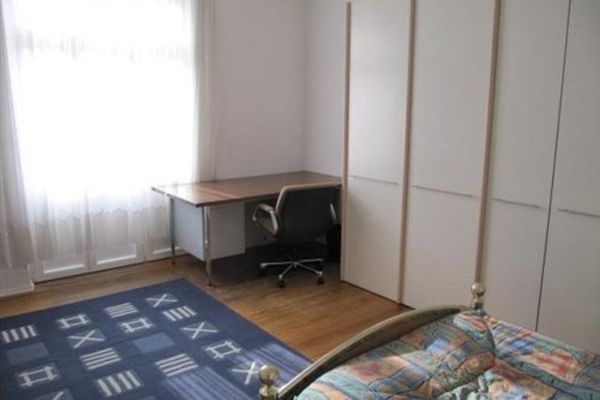 Kamer Koning Clovisstraat in Maastricht