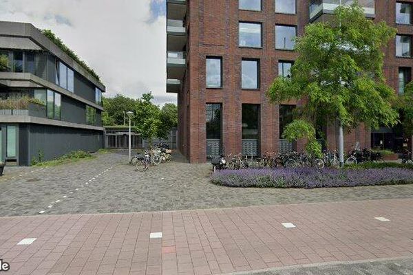 Appartement Carolina MacGillavrylaan in Amsterdam