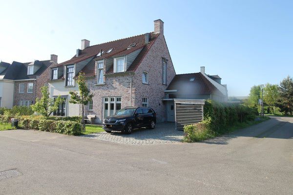 House Waterjuffer in Dorst