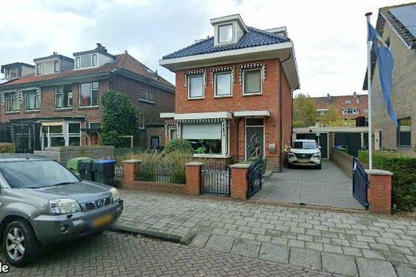 Huurwoning P.C. Hooftlaan in Leiden