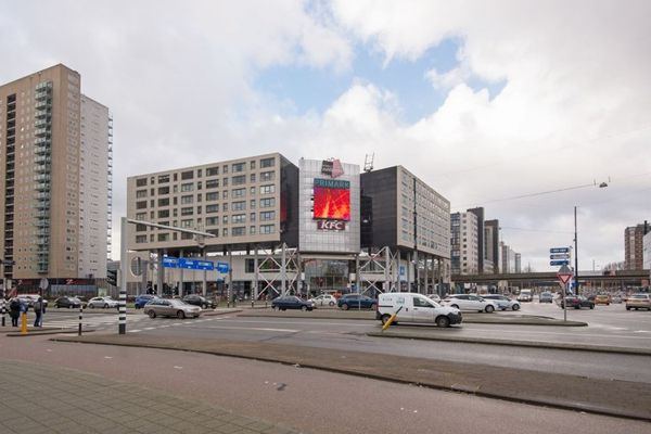 Apartment Zuidplein in Rotterdam