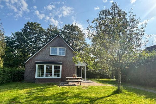 House Appelvink in Hooge Mierde