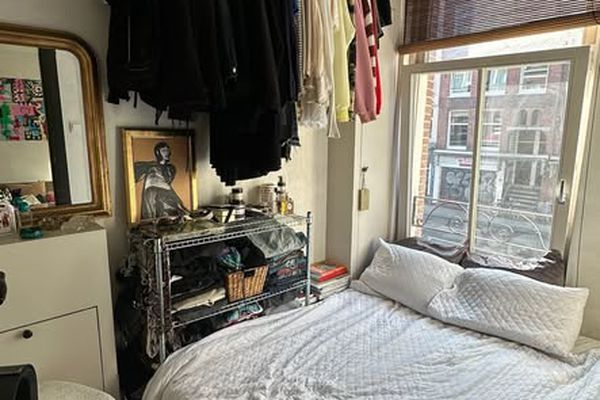 Kamer Albert Cuypstraat in Amsterdam